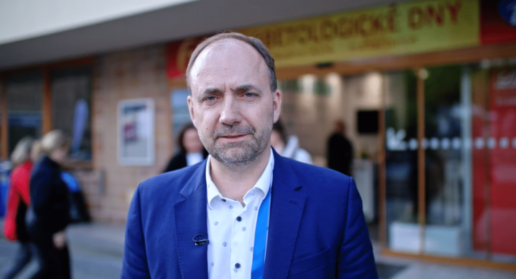 Ačkoliv byl společenský večer velmi intenzivní, na sympoziu Obezita v pátek ráno bylo plno!